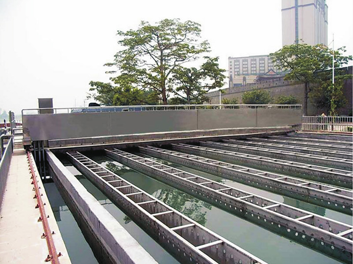 �ǽ������������